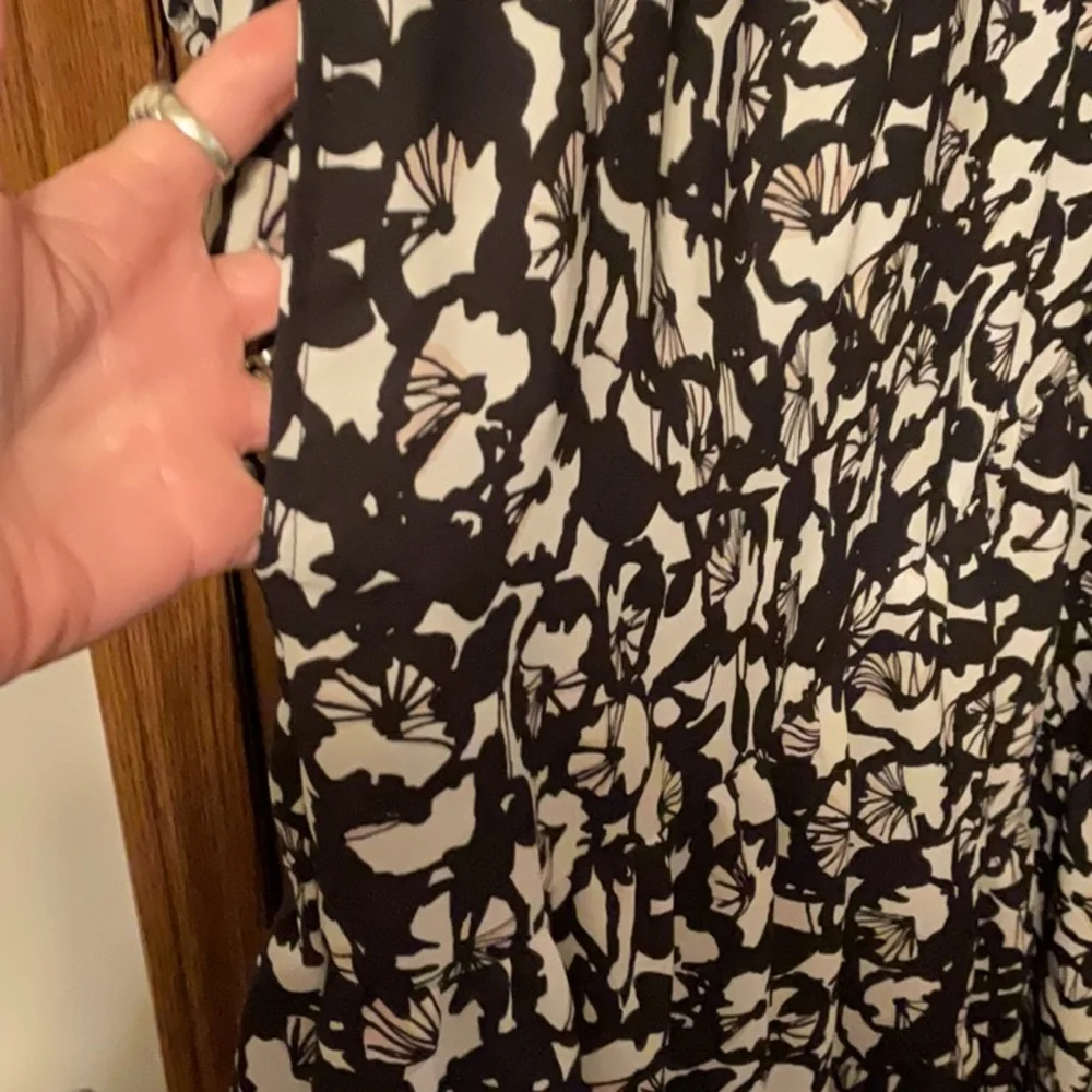 Max Studio Crepe Tiered Maxi Dress M - Picture 4 of 6